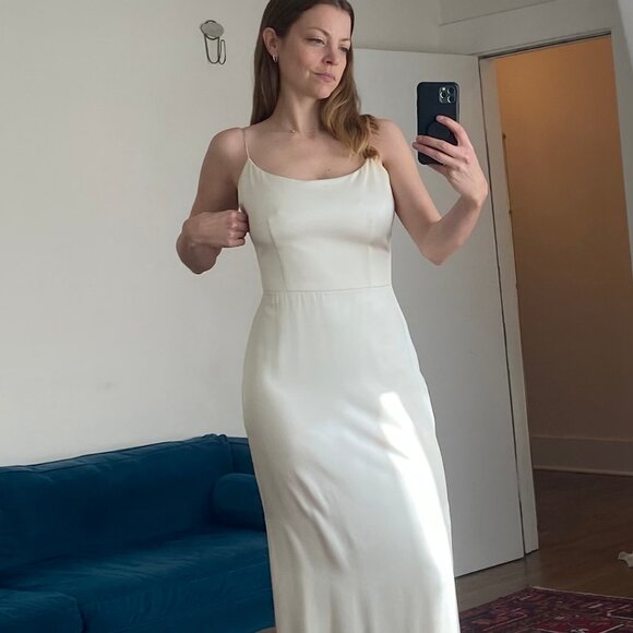 Like New Cleo Wedding Gown by Alexandra Grecco - Size 8 - Picture 2 of 11